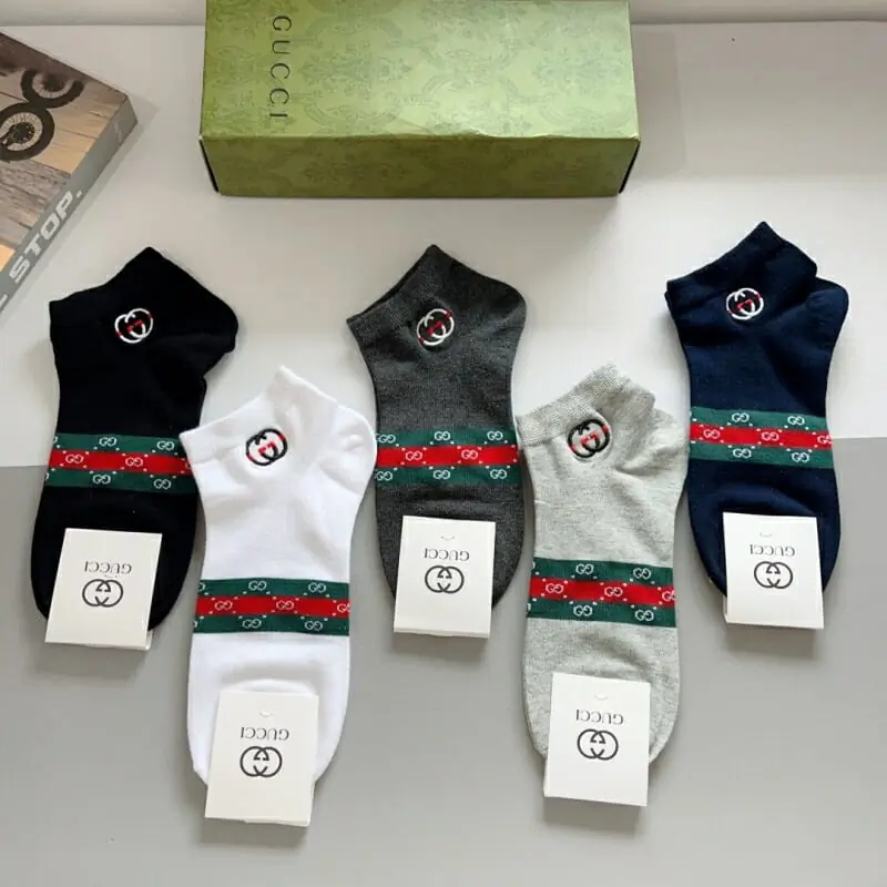 gucci chaussettes pour homme s_12500123